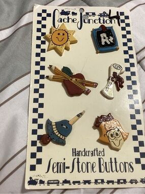 Cache Junction Kids Decorative School-Themed Buttons - Multicolor